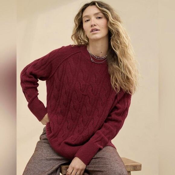 aerie Sweaters - Aerie Cable Knit Unreal Oversized Cozy Burgundy Sweater Crewneck Size Small